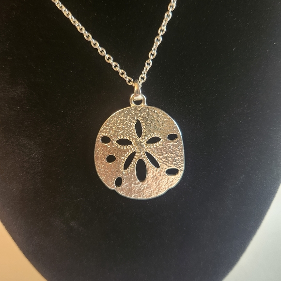 Sand dollar necklace jg5 - Picture 2 of 7